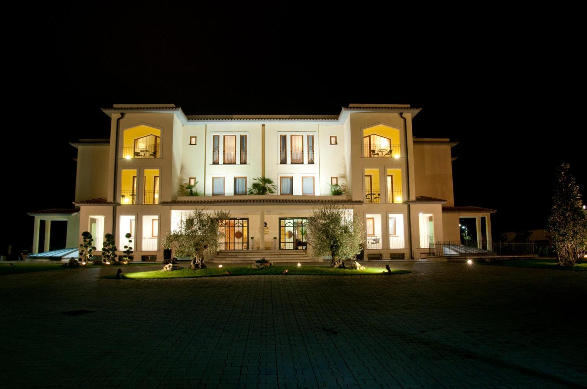 Best Western Premier Villa Fabiano Palace Hotel Rende Zewnętrze zdjęcie